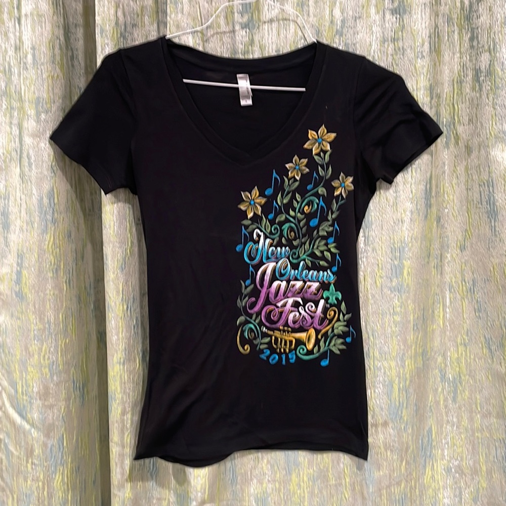Next level New Orleans jazz fest 2015, cap sleeve T-shirt. Size small. EUC.